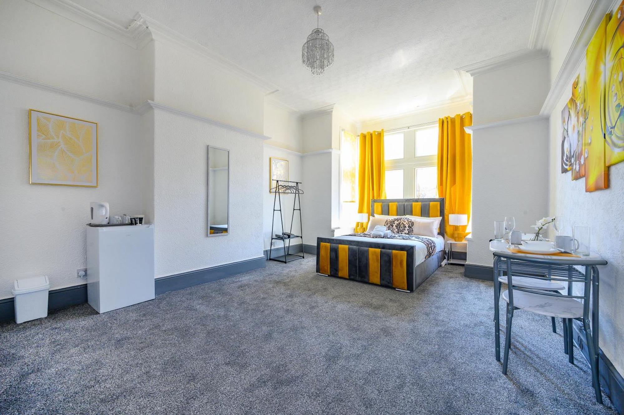 -Rf7H- For Your Relaxed & Cosy Free Parking Leeds  Exteriér fotografie