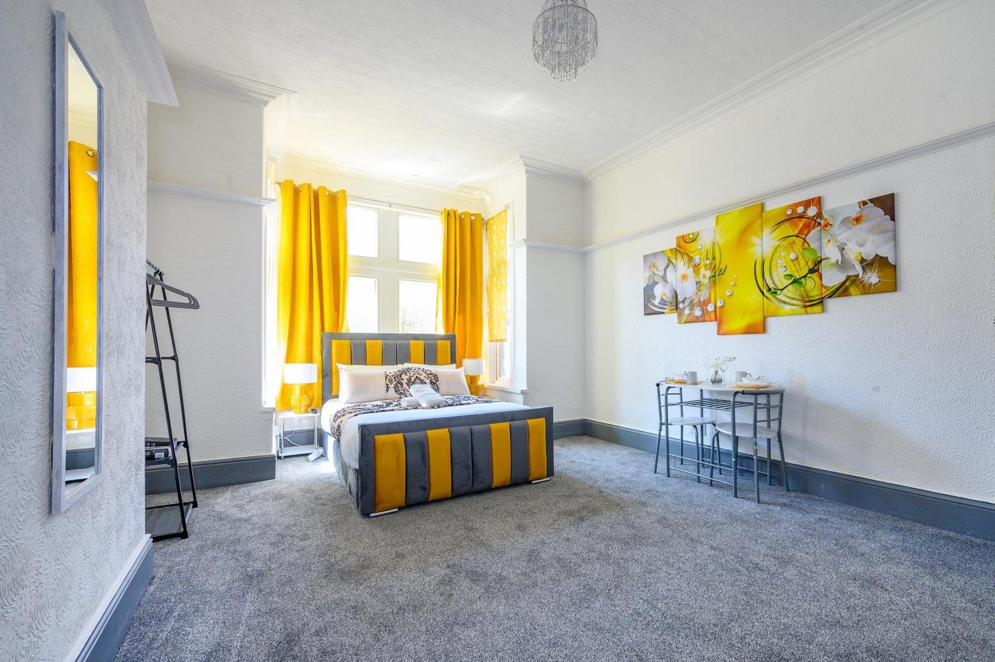 -Rf7H- For Your Relaxed & Cosy Free Parking Leeds  Exteriér fotografie