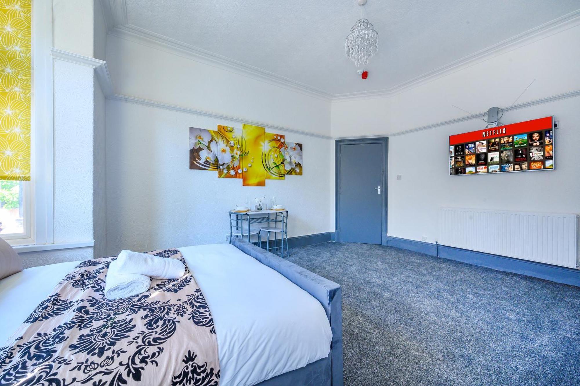 -Rf7H- For Your Relaxed & Cosy Free Parking Leeds  Exteriér fotografie